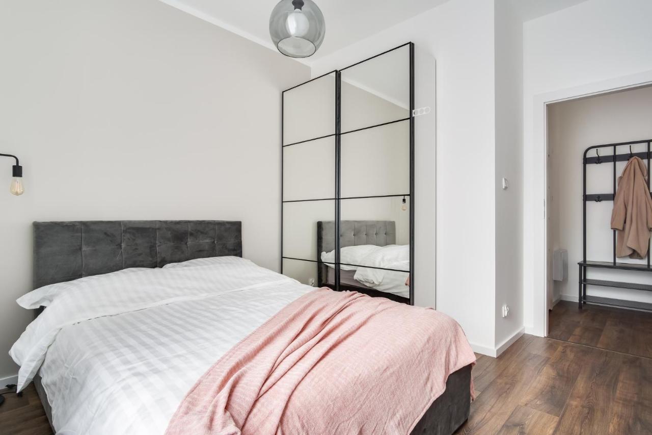 Apartament Chwaliszewo Z Balkonem - Free Parking Познан Екстериор снимка