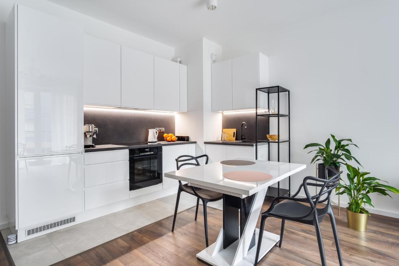 Apartament Chwaliszewo Z Balkonem - Free Parking Познан Екстериор снимка